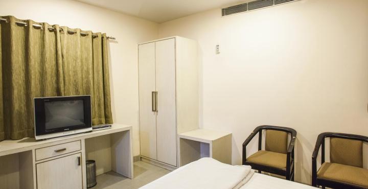 Hotel Tulsi Exotic Bhopal Exterior photo
